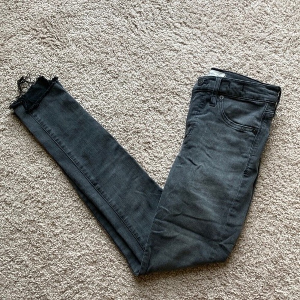 Madewell 9 Inch High Rise Skinny Jeans Women’s Size 25 Gray Denim Raw Hems